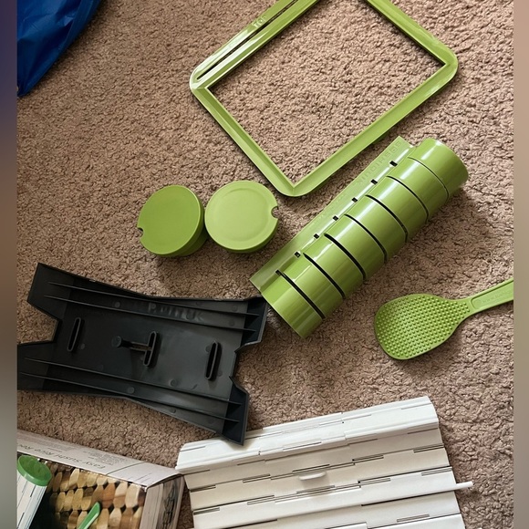 SushiQuik - Picture 4 of 5